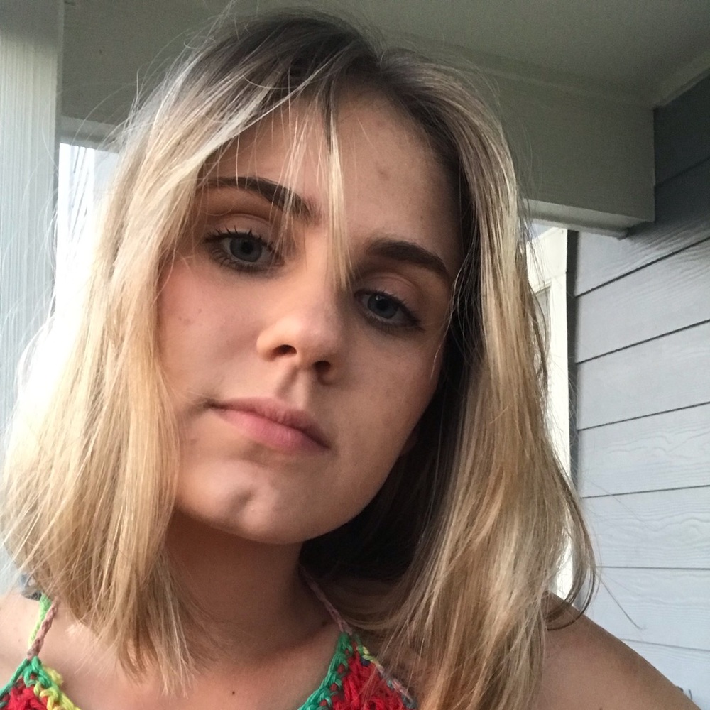 Meet your Posher, Greer